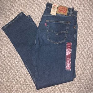 Levi Jeans - Men’s 34 x 32   505 regular stretch